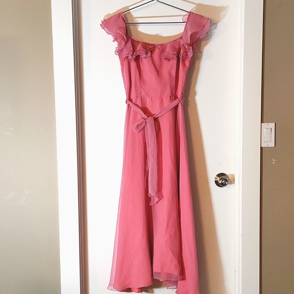 **5/$25** Vintage Pink Princess Gown - Picture 1 of 9